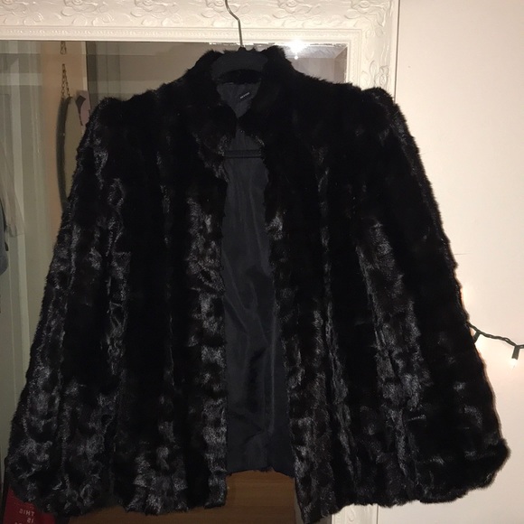 Vintage black real fur coat - Picture 1 of 4